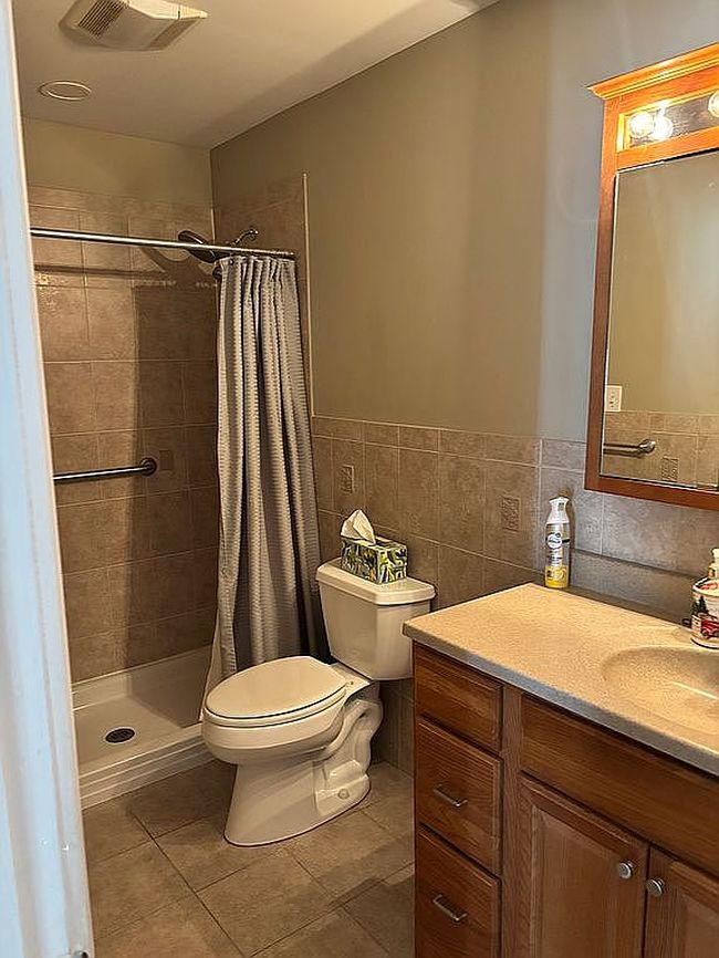 Photo of 204 Bentley Ct E, Saint James, NY