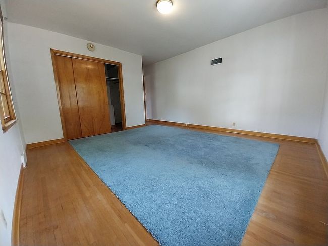 Photo of 340 4th St, Scotland, SD