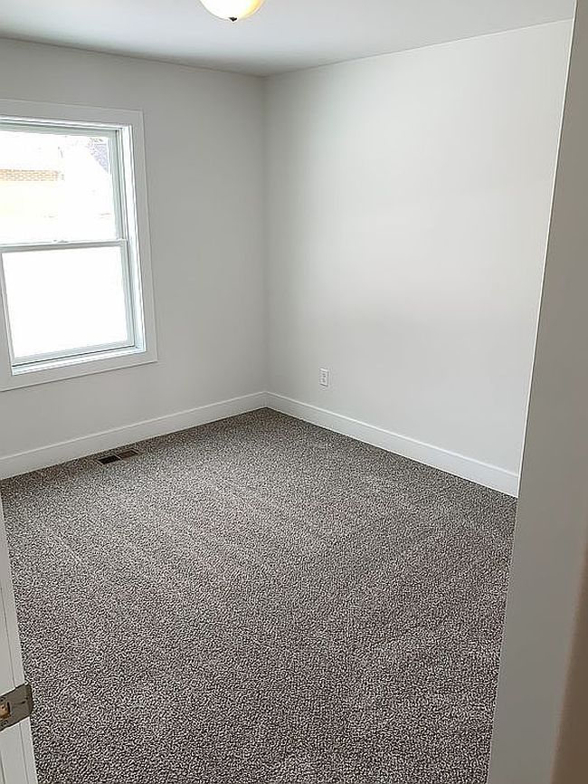 Image of 91 Elwood St