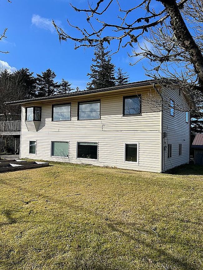 Image of 3303 Mill Bay Rd
