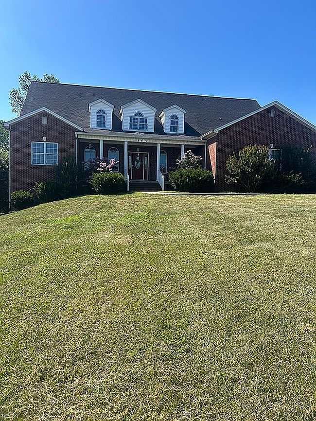 Photo of 103 Peaks Mill Rd, Frankfort, KY
