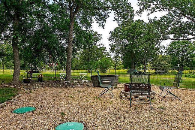 Photo of 15303 Autumn Oaks Ln, Iola, TX