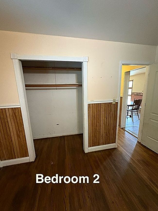 Image of 2005 Lakeside Dr