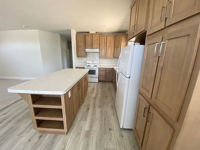 Image of 2920 Clark Rd Space 2L