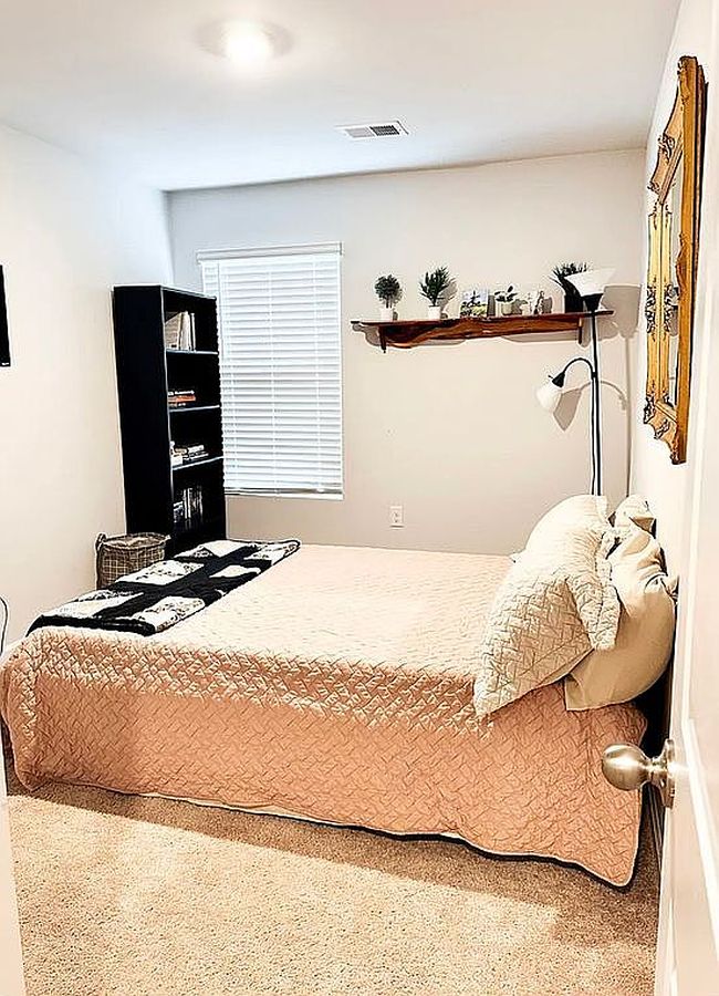 Image of 338 Bisham Ct
