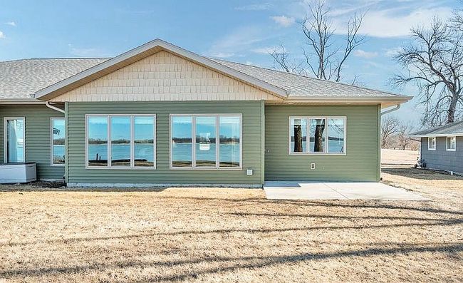 506 S 2nd St, Lake Park, IA