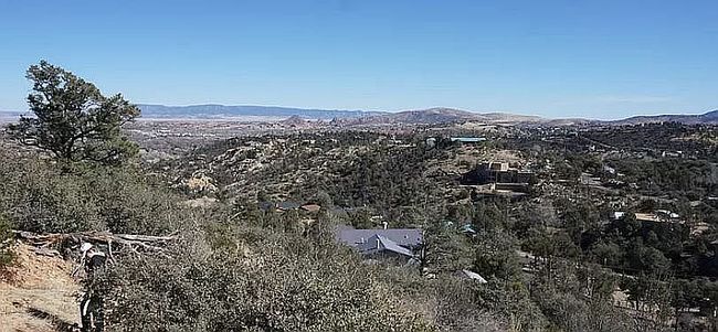 Preview of property located at 2614 N Woodland Hills Dr