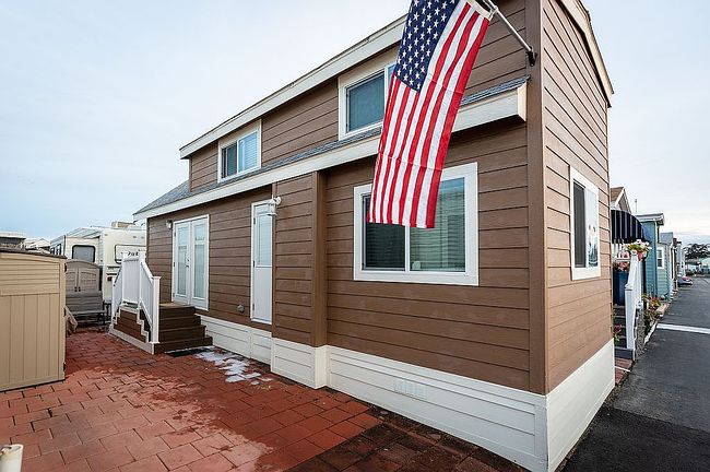 Image of 200 S Dolliver St Space 214