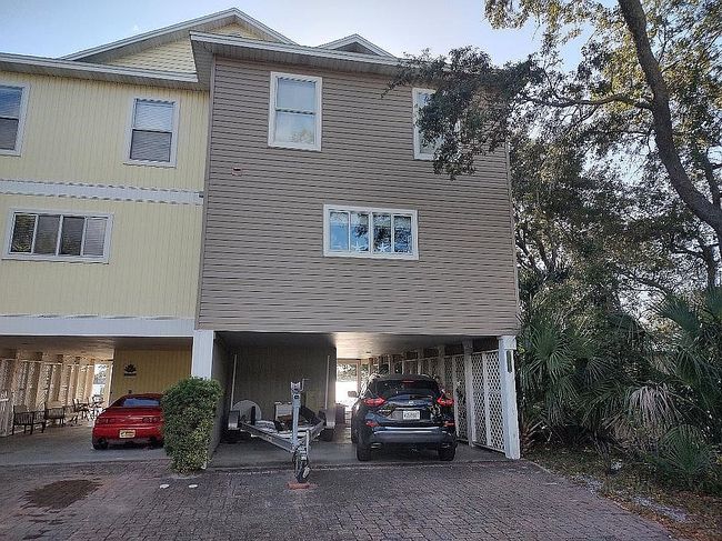 Image of 5833 N Lagoon Dr #A