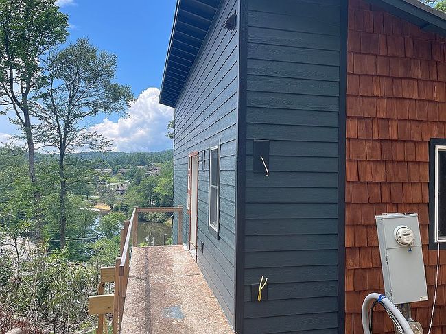 Photo of 2A Lakeview Ter, Blowing Rock, NC