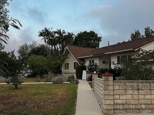 Photo of 18301 Ludlow St, Porter Ranch, CA