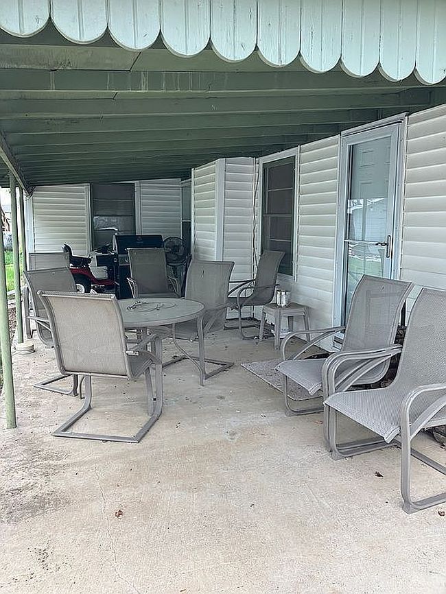 Photo of 37 Shoreline Dr, Geneseo, KS