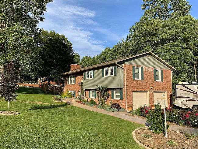 Additional photo 2 of property located at 140 Tuit Acres Rd