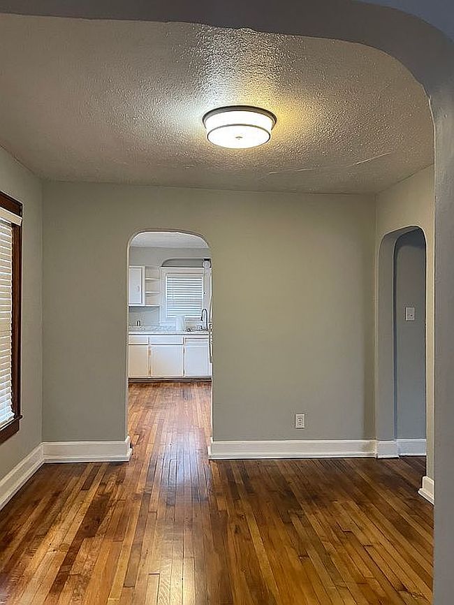 Image of 426 S Main St