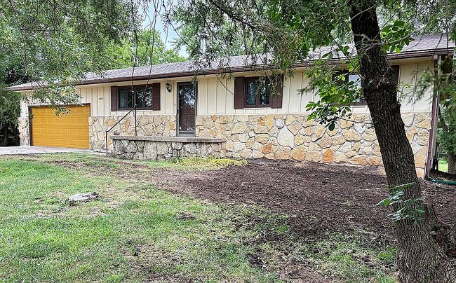 Photo of 1024 S West Rd, Newton, KS