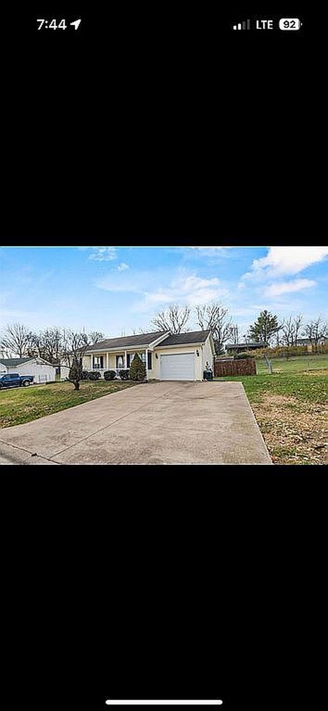 Photo of 605 Houser St, Park Hills, MO