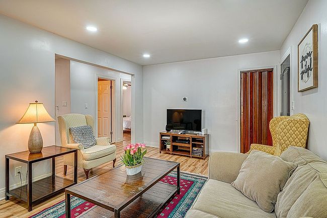 Photo of 2225 Fort St, Louisville, KY