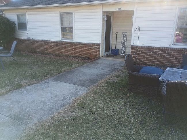 Image of 1423 Ramsgate Ln