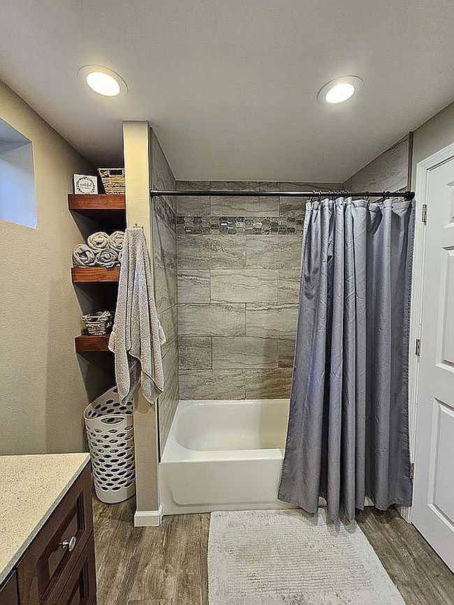 Photo of 405 E 17th St, Hays, KS