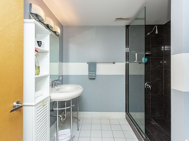 Image of 1831 Sidney St Apt H