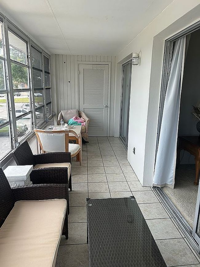 Additional photo 3 of property located at 26 Pine Arbor Ln Apt 207