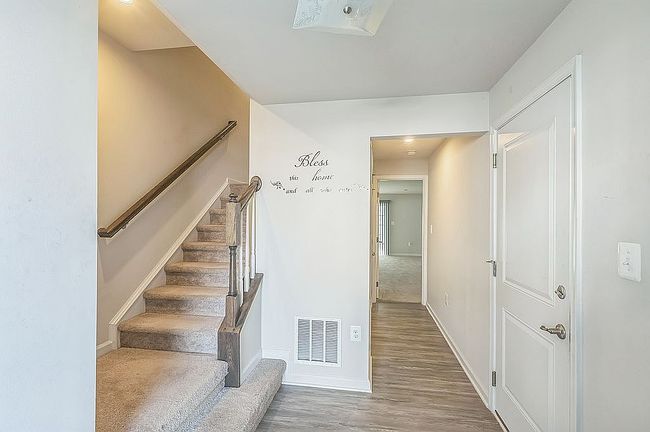 519 Streamview Dr, Fredericksburg, VA