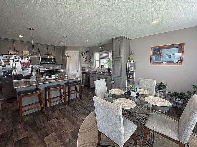 Photo of 9602 Bishop Dr #64, West Des Moines, IA