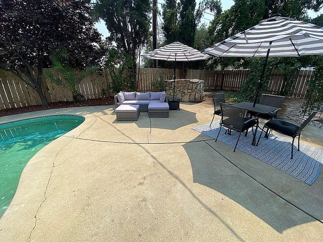 Photo of 6551 El Camino Dr, Redding, CA