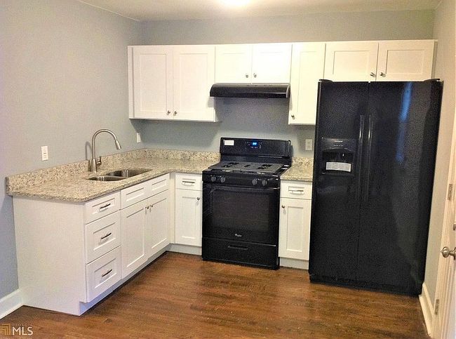 Additional photo 2 of property located at 494 Atwood St Sw