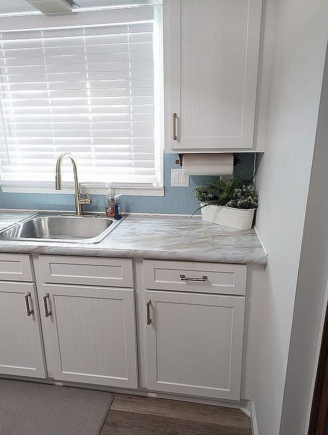 Image of 7682 Woodlea Rd W #W4