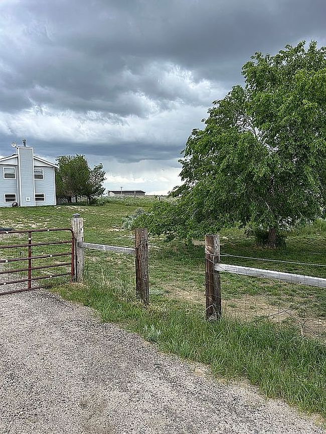 Additional photo 2 of property located at 8619 E Opal St