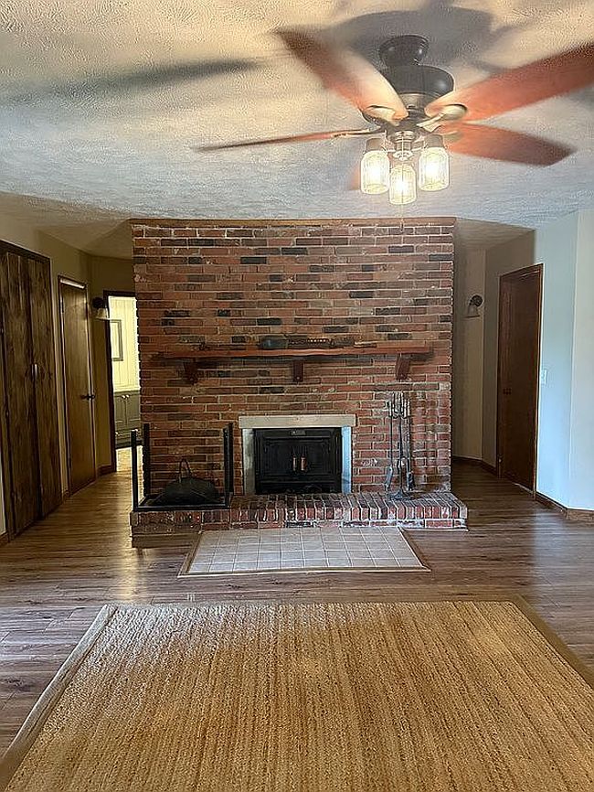 Photo of 12400 Highway 69 S, Mount Vernon, IN