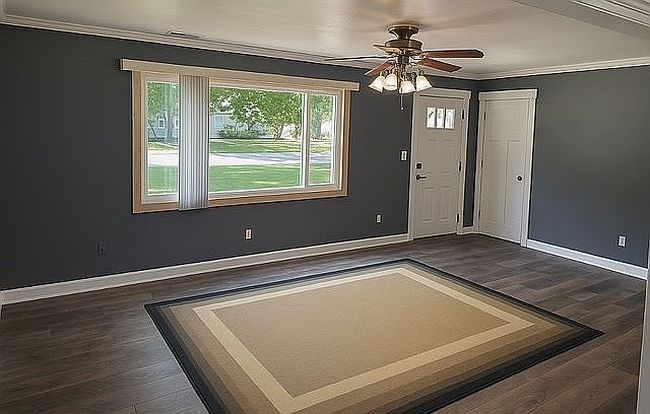 Photo of 1028 N State St, Lincoln, IL