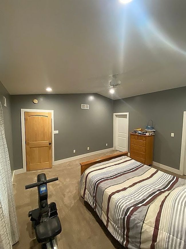Photo of 179 Clydes Rd, Burgettstown, PA