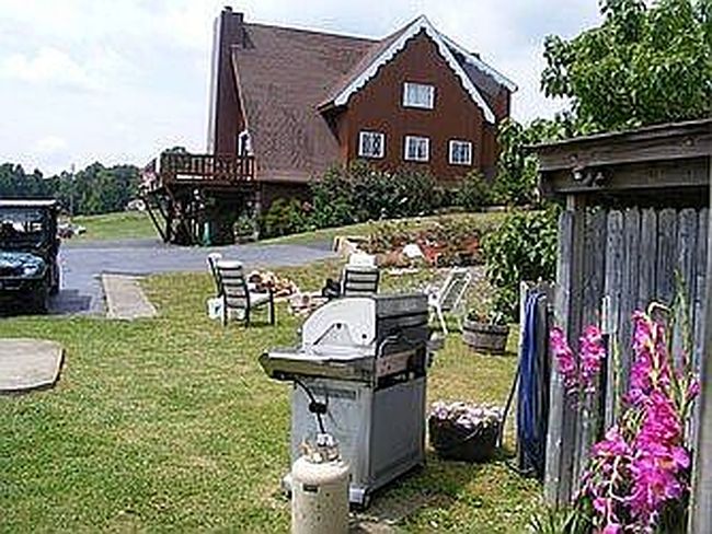 Image of 2272 Sunday Rd