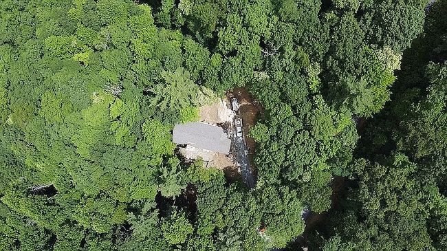 Photo of 401 Windy Gap Ln, Sapphire, NC