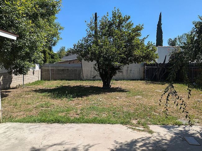 Additional photo 1 of property located at 1511 W Baseline St