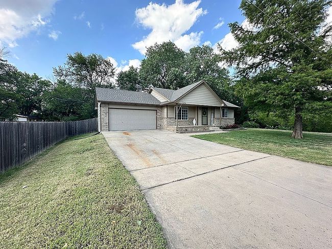 Photo of 10756 W Carr Ave, Wichita, KS