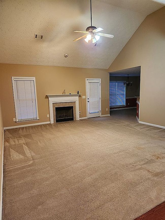 Additional photo 4 of property located at 7992 Ivy Park Dr