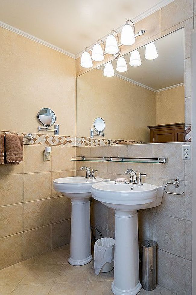 Photo of 755 Old Marion Rd Ne, Cedar Rapids, IA