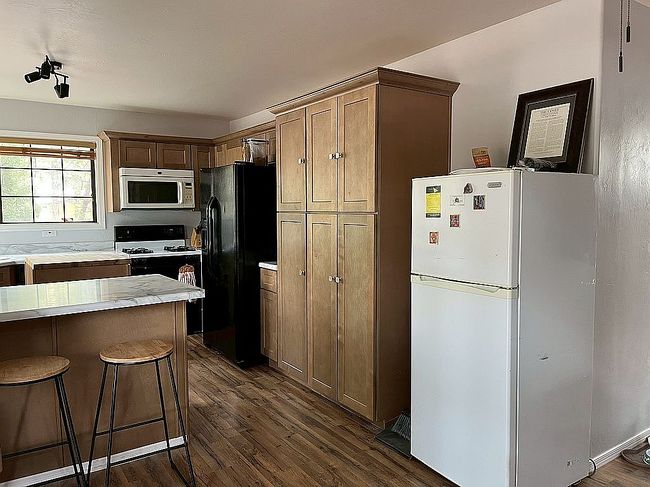 Photo of 3000 W Whipple St, Show Low, AZ