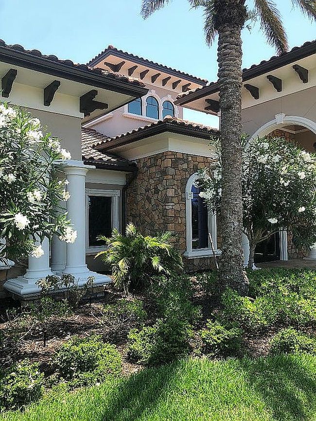Image of 11192 Whimbrel Ln