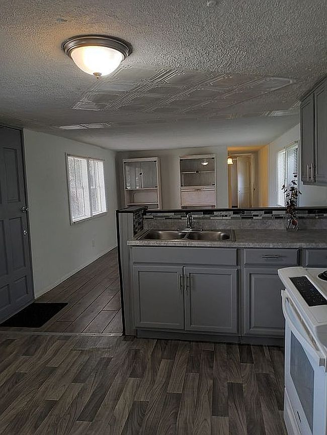 Photo of 9901 E Fowler Ave Lot A2, Thonotosassa, FL