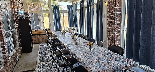 Image of 104 Olives Br
