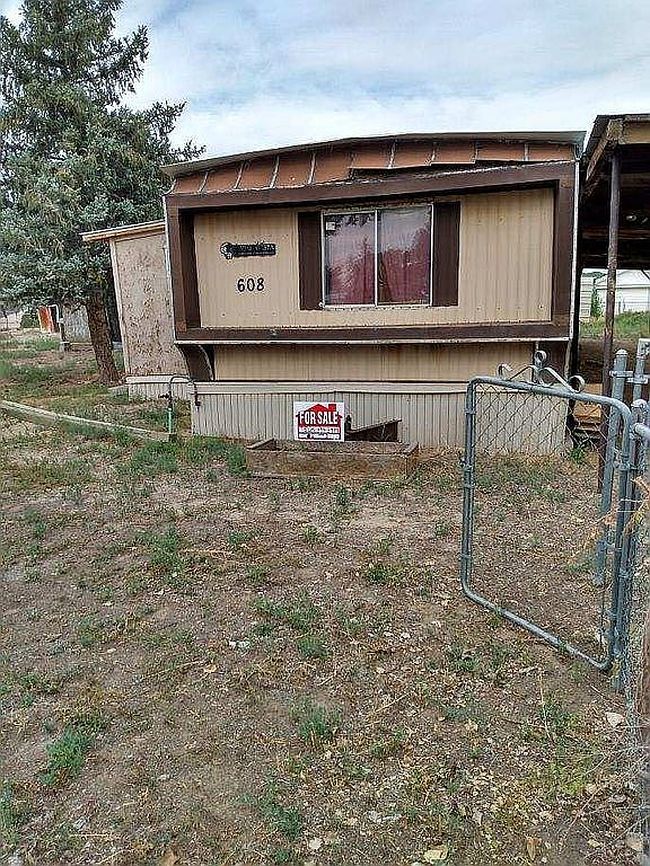 Image of 608 S 1st St