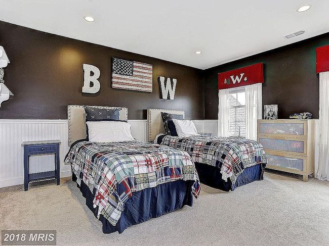 Photo of 970 Oak Tree Rd, Westminster, MD