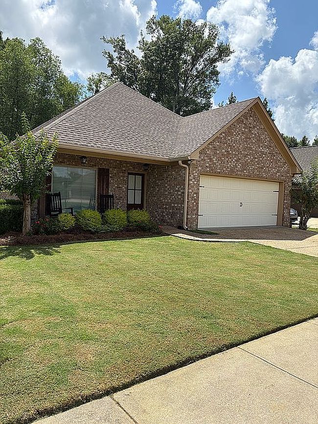 Photo of 2017 Pebble Creek Dr, Brandon, MS