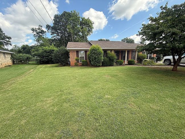 Photo of 3412 Grassfort Dr Sw, Huntsville, AL