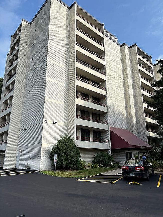 Preview of property located at 625 19th St Nw Apt 603