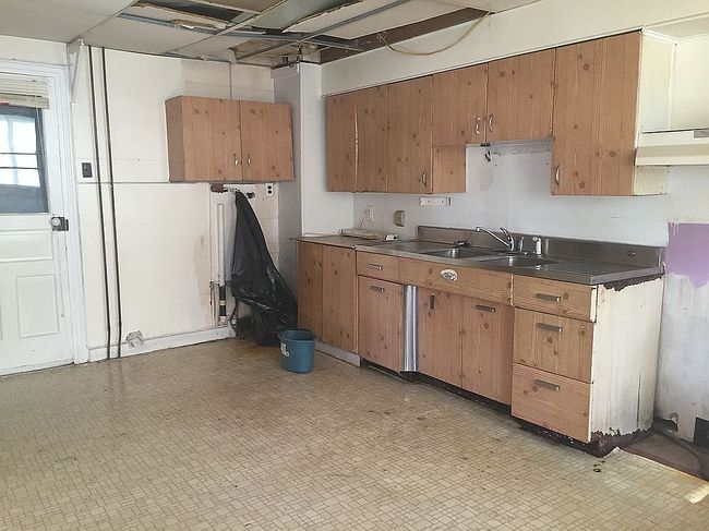 Image of 251 Spruce St